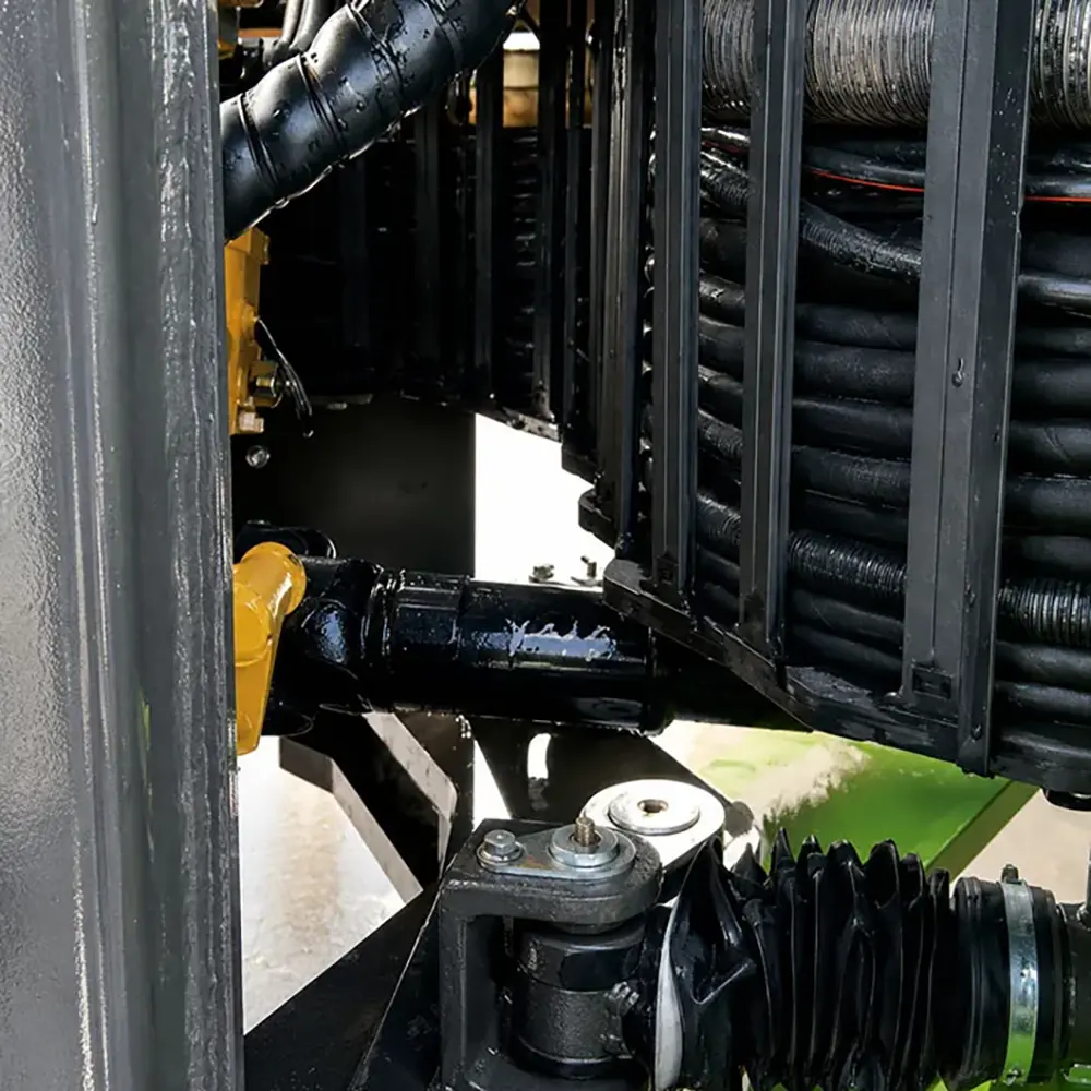 Hydraulic Self Loading Mixer