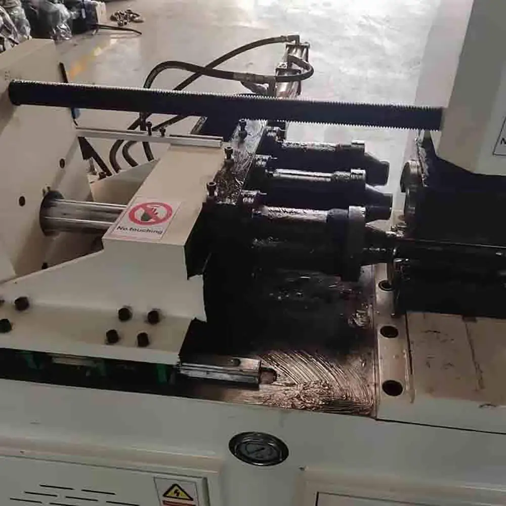 Pipe End Expansion And Reduction Machine