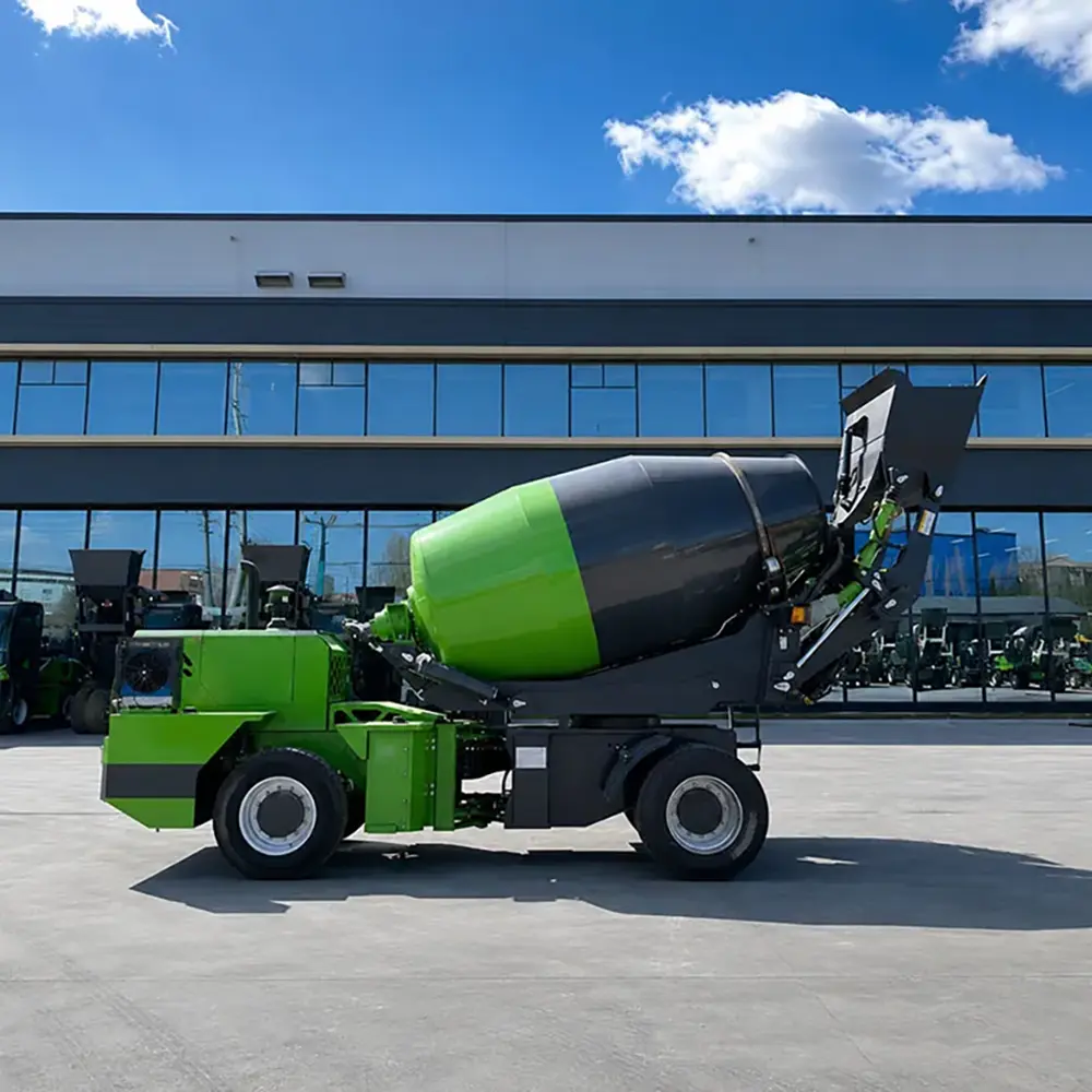5.5 CBM Self-Loading Concrete Mixer