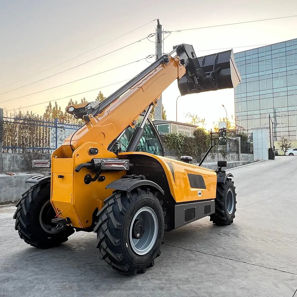 2.5-ton-telescopic-forklift-5