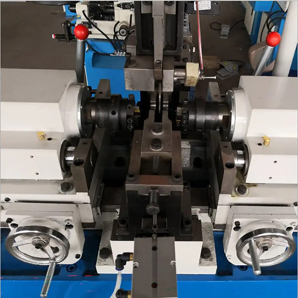 Small Length Pipe Chamfering Machine