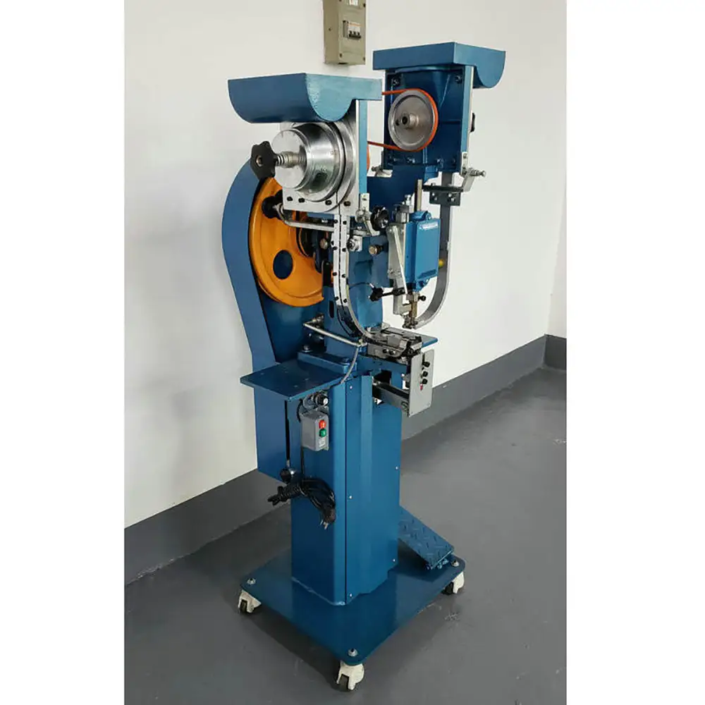 Clothing Riveting Machine