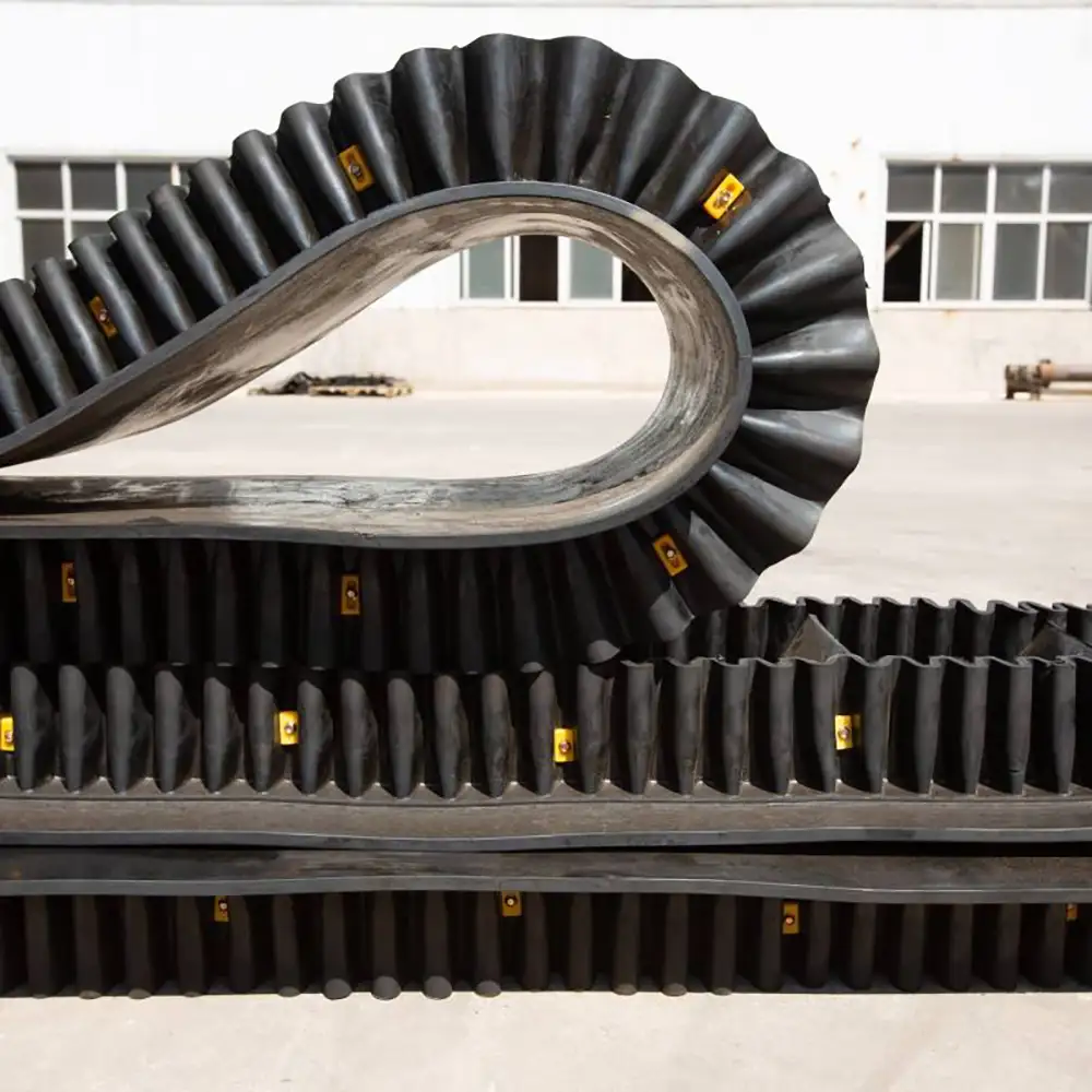 Steep Angle Sidewall Conveyor Belt For Bulk Materials