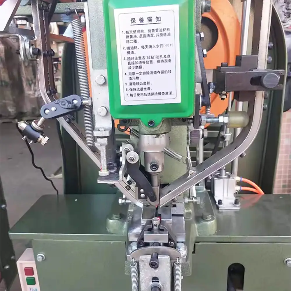 Double Head Riveting Machine