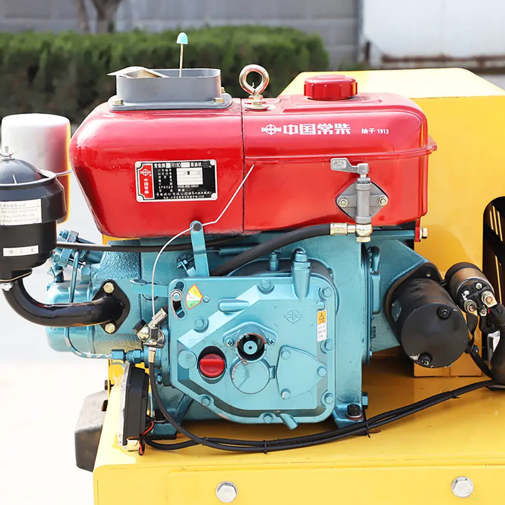 Road Roller Engine