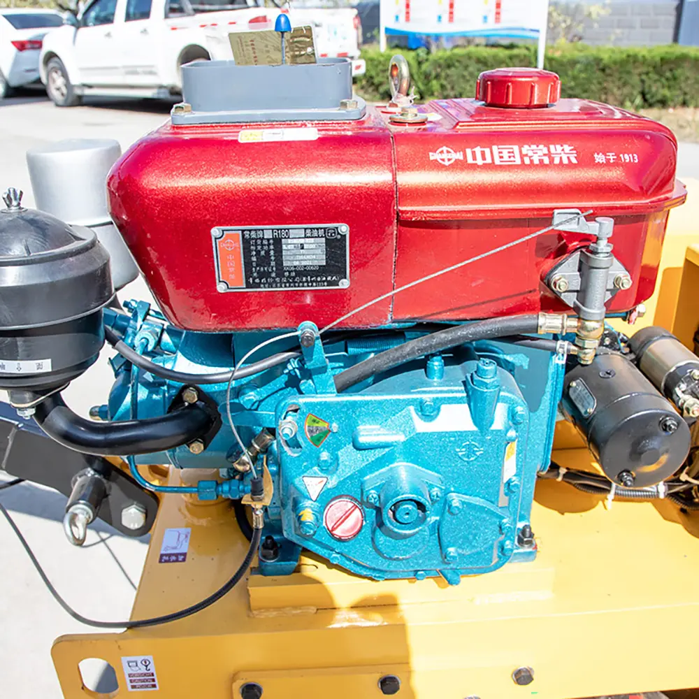 Compact Asphalt Roller