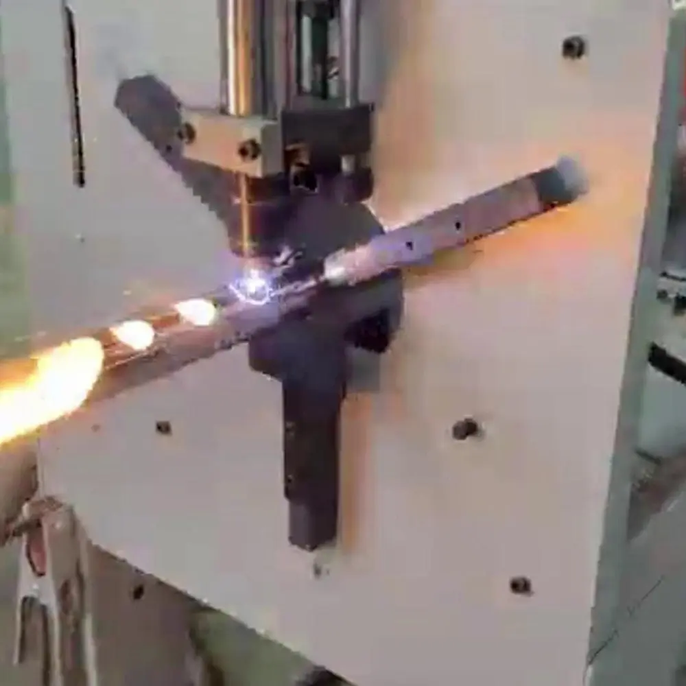 Automatic Pipe Feeding Cutting Machine