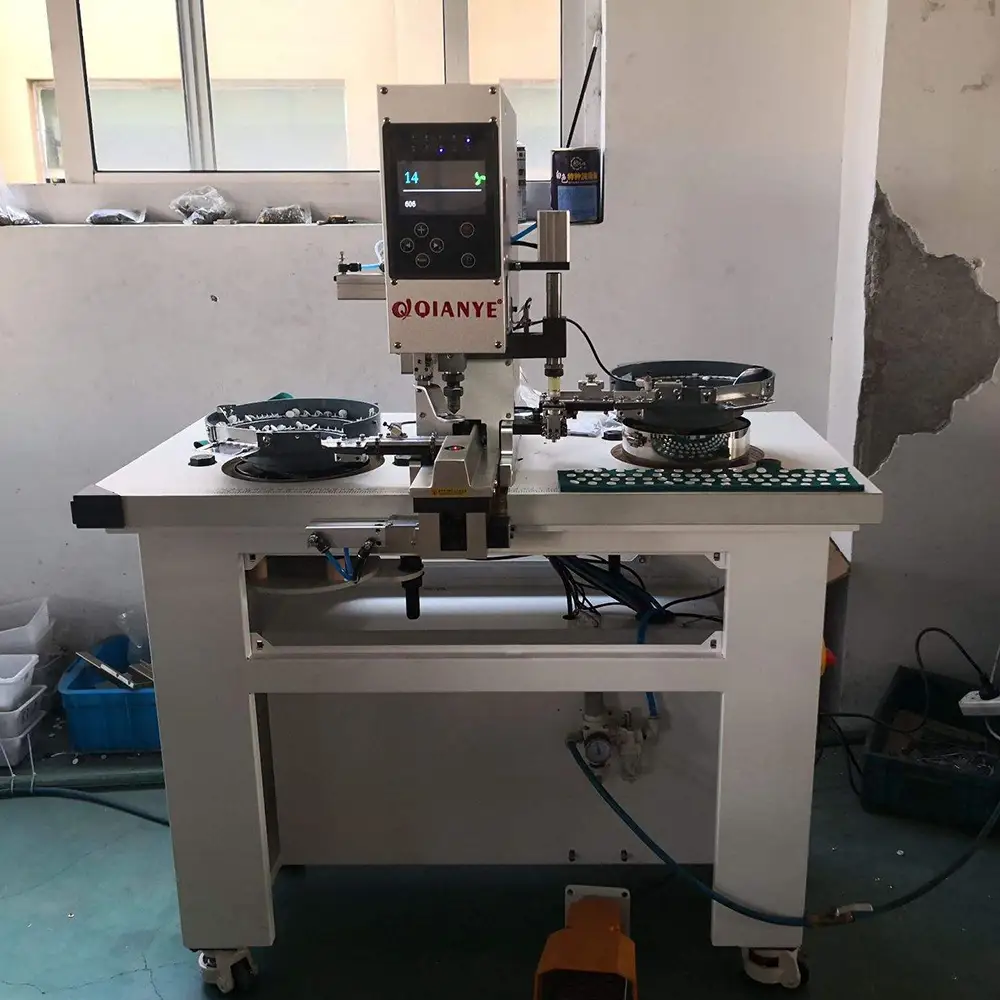 Automatic Jeans Button Riveting Machine