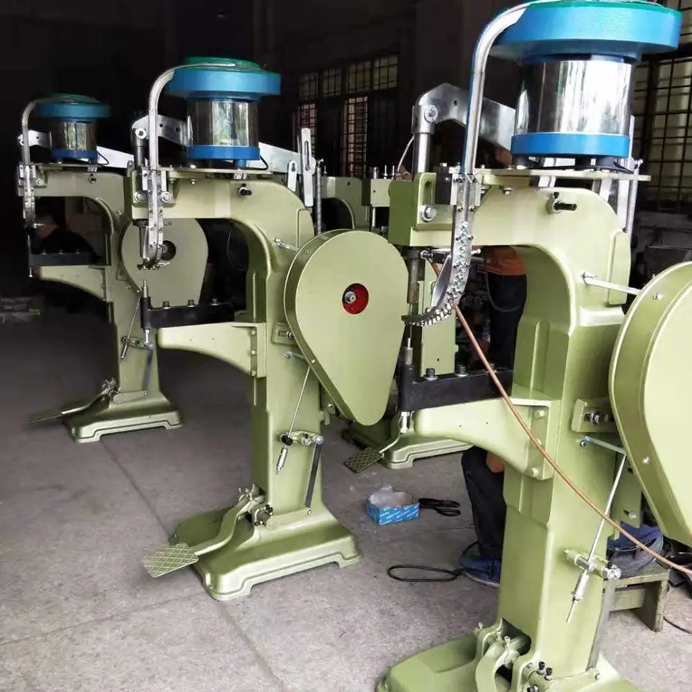 Four Claw T Nut Machine
