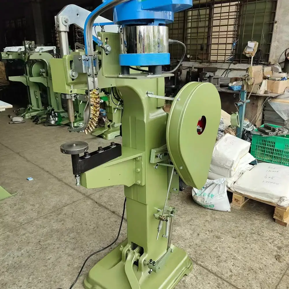 Four Claw Rivet Press