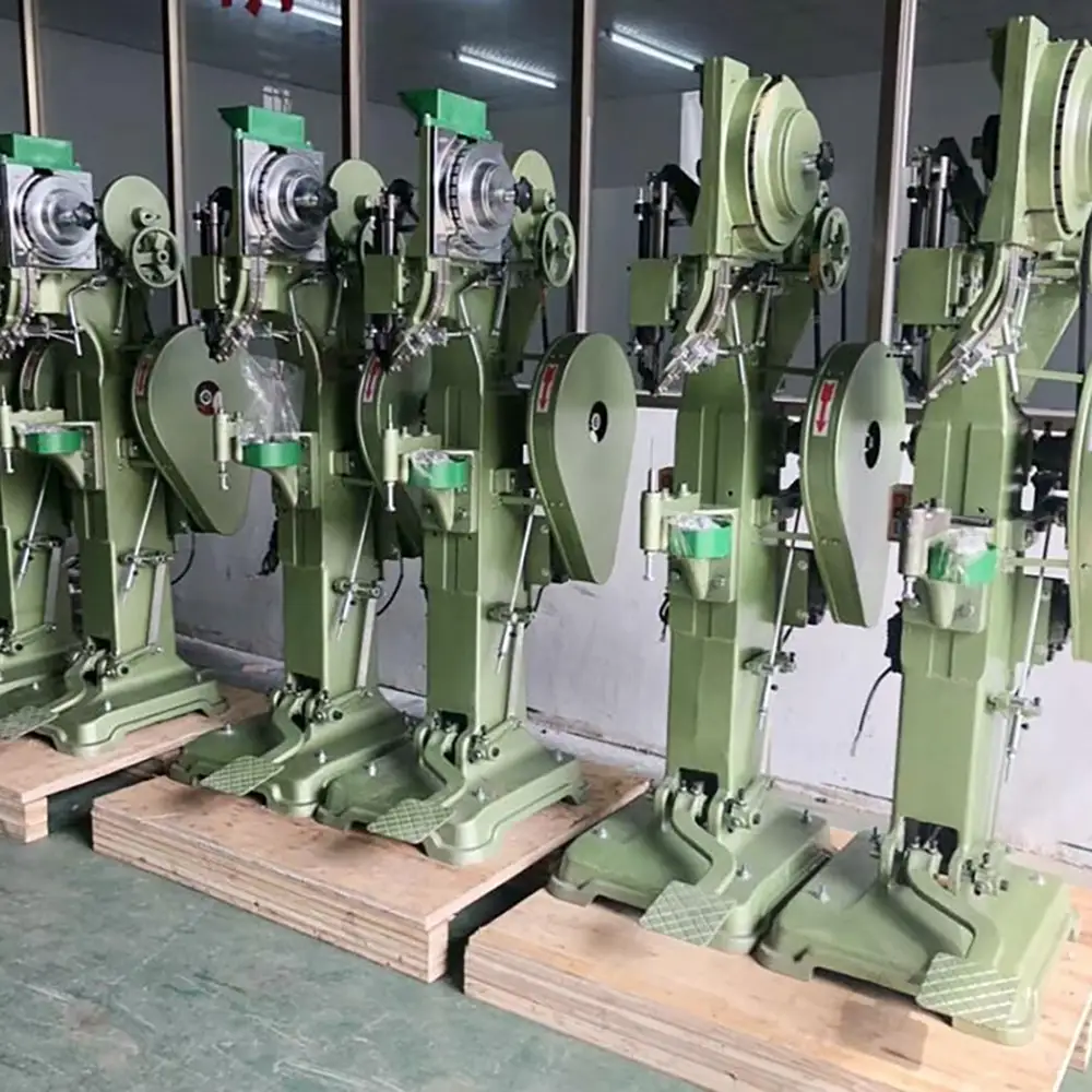 Helmet Riveting Machine