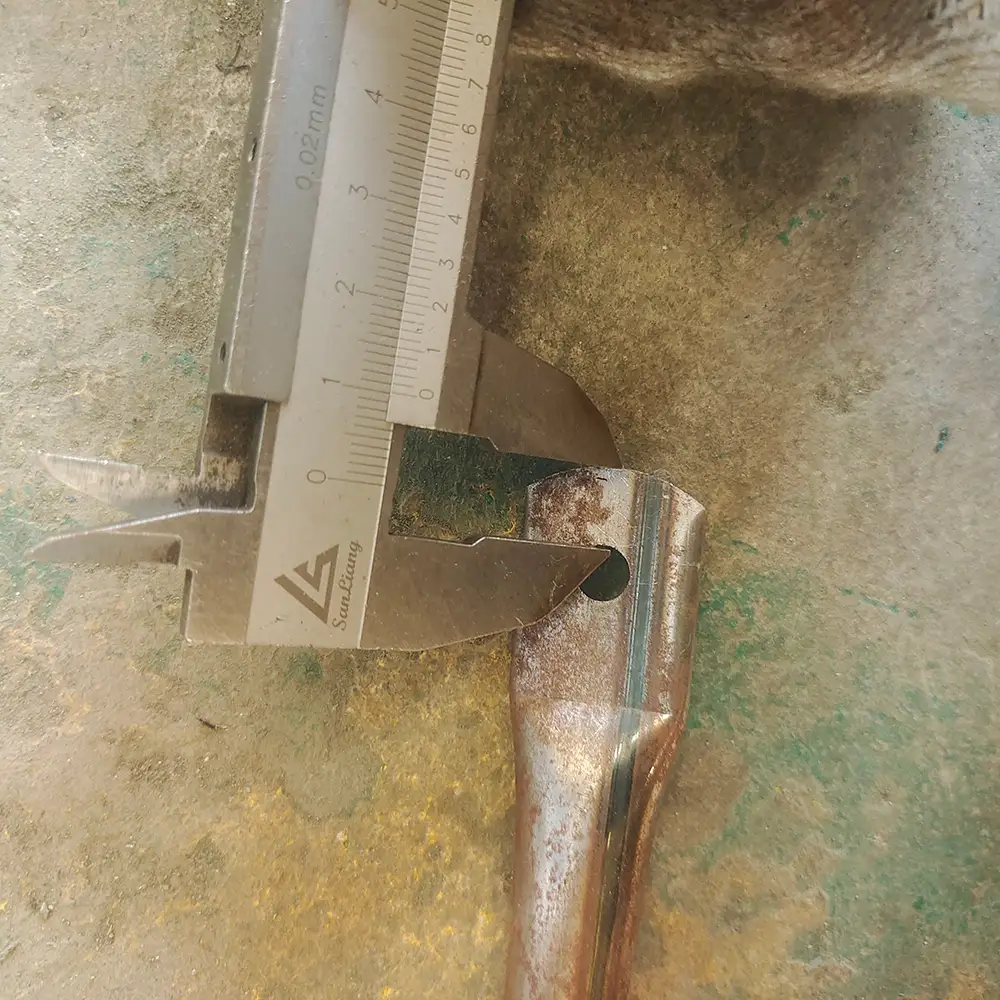 Metal Tube Flattening And Punching Machine