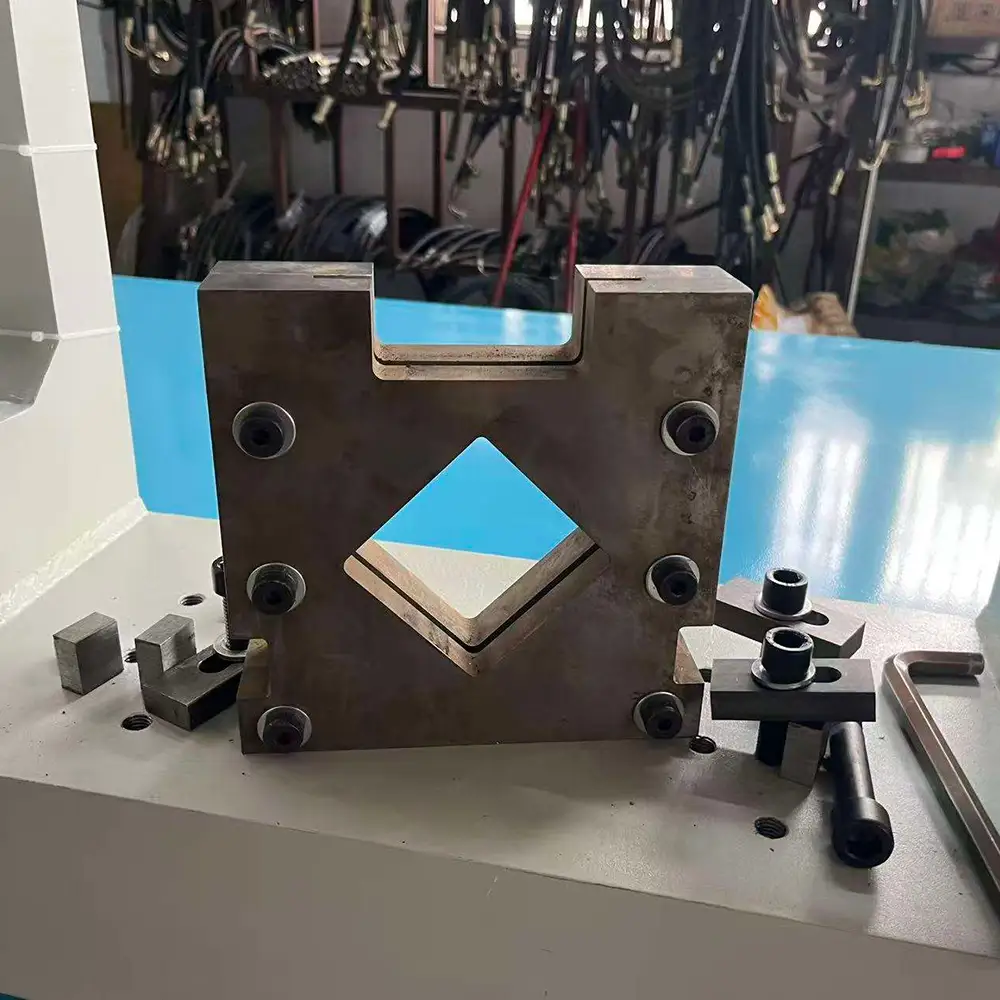 Hydraulic Pipe Arc Cutting Machine