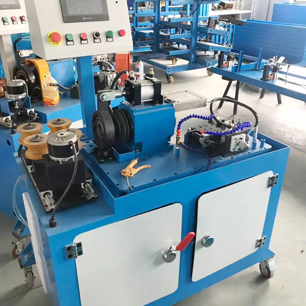 Automatic Metal Pipe Cutting Machine