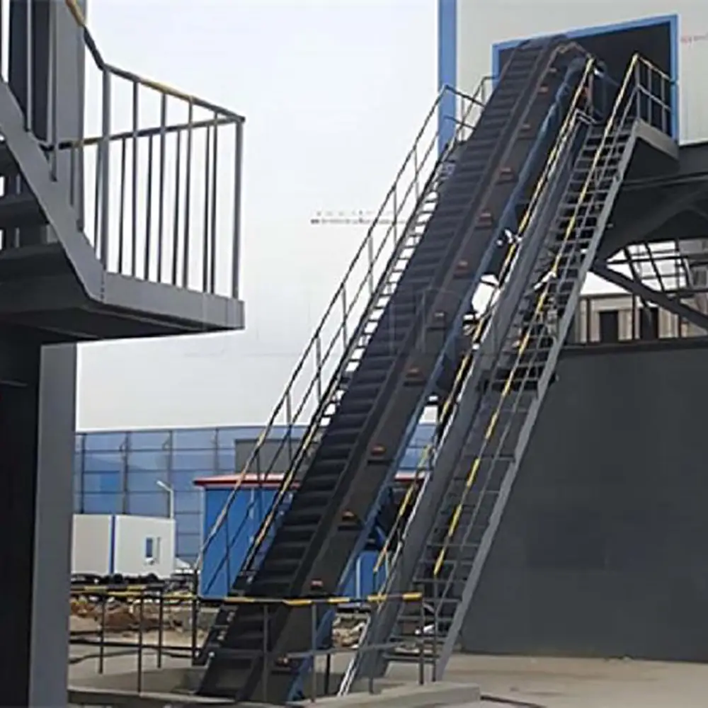 Industrial Skirt Conveyor for Controlled Material Loading