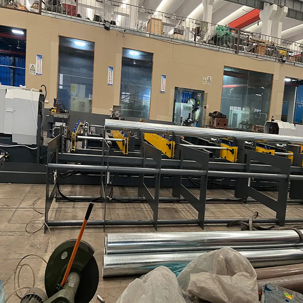 Automatic Pipe Threading Machine