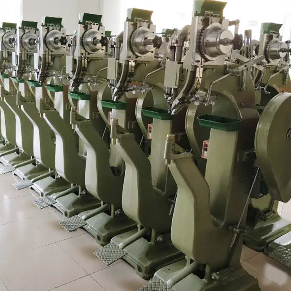 Sturdy Bag Riveting Machine