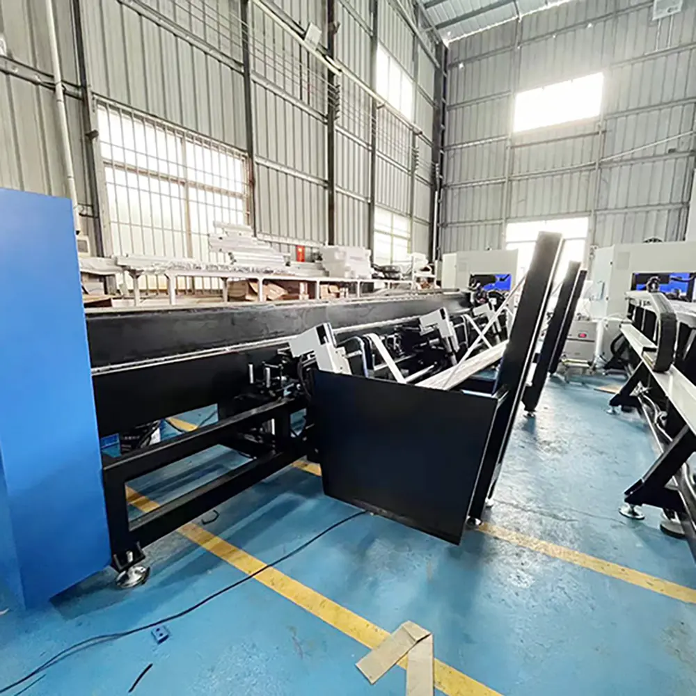 CNC Fiber Laser Pipe Cutting Machine
