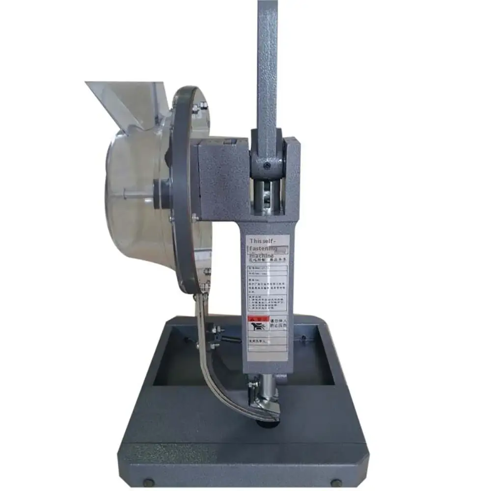 Cloth Buttoning Machine